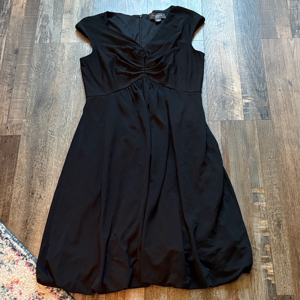 Liz Claiborne Elegant Black Women's Bubble Dress size 6